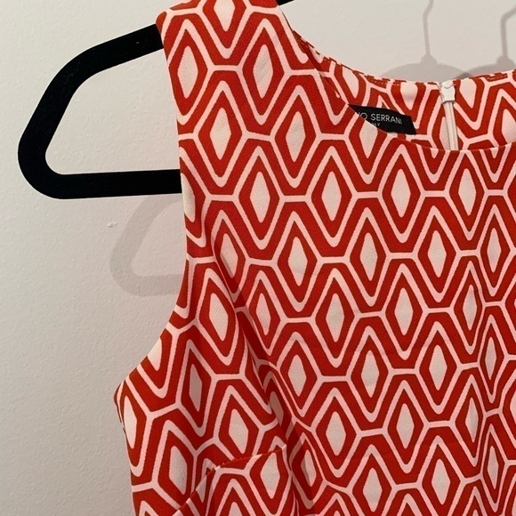 MARIO SERRANI - Italy 🇮🇹 geometric dress size 8 sleeveless - Picture 2 of 5